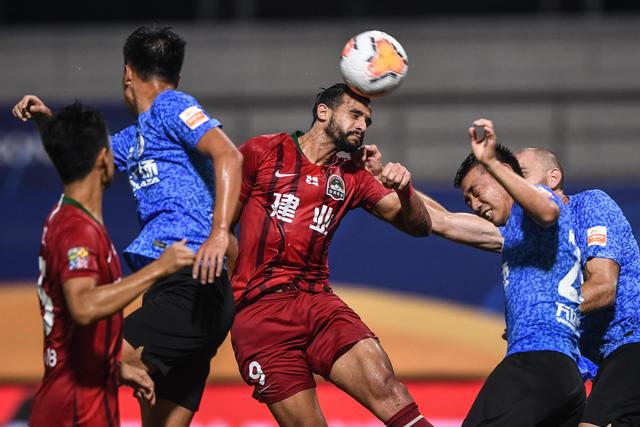 萨林杰35+16贺希宁准绝杀 深圳1分险胜同曦