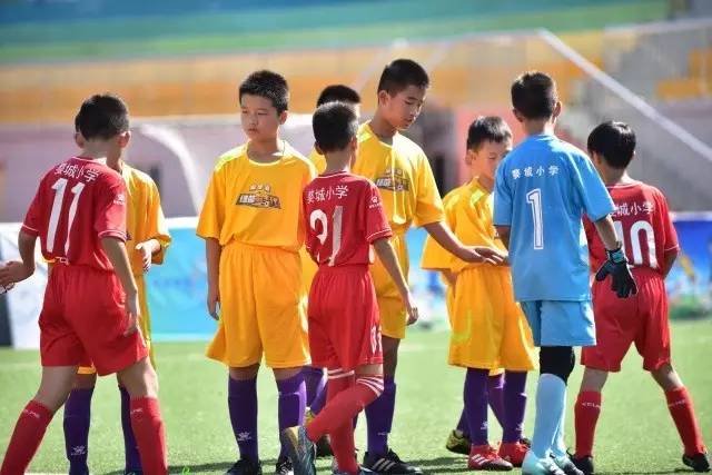 1亿欧年薪合同到头了！曝内马尔本周与新月解约